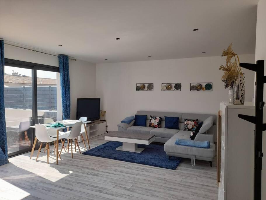 Belle Maison Neuve A 15 Min De Bordeaux Et 35 Min سيستاس المظهر الخارجي الصورة